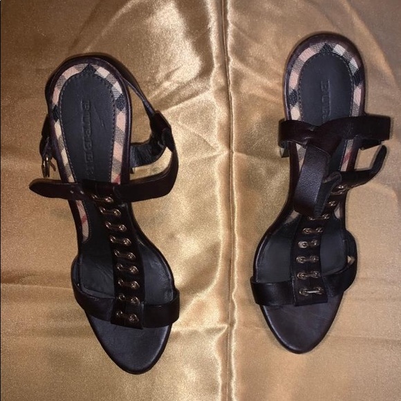 Original Burberry heels - Picture 1 of 5